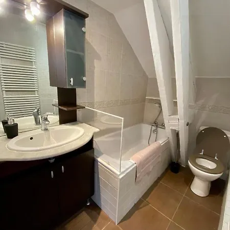 Duplex Au Centre D'aix アパート